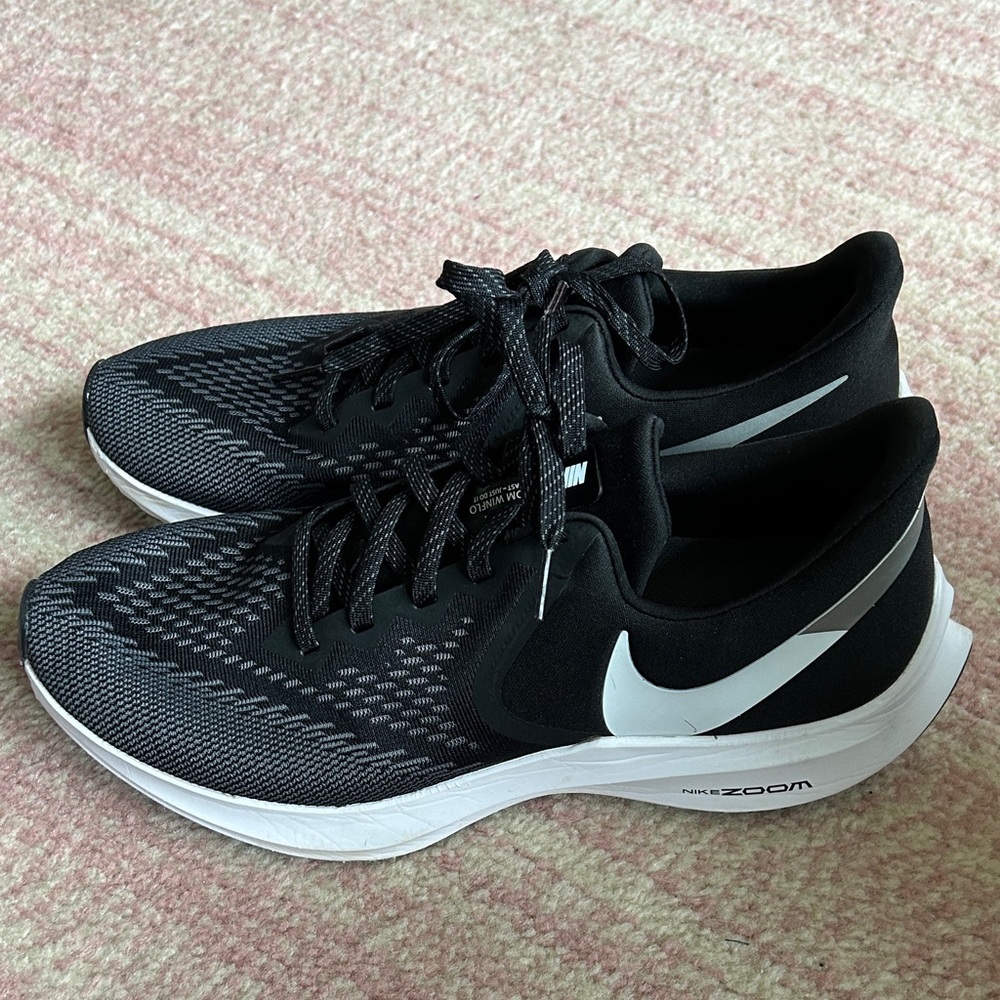 Nike‎ Men's Zoom Winflo Black and White running Athletic Shoes 10.5